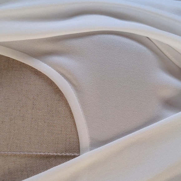 BCBG top - Picture 5 of 9